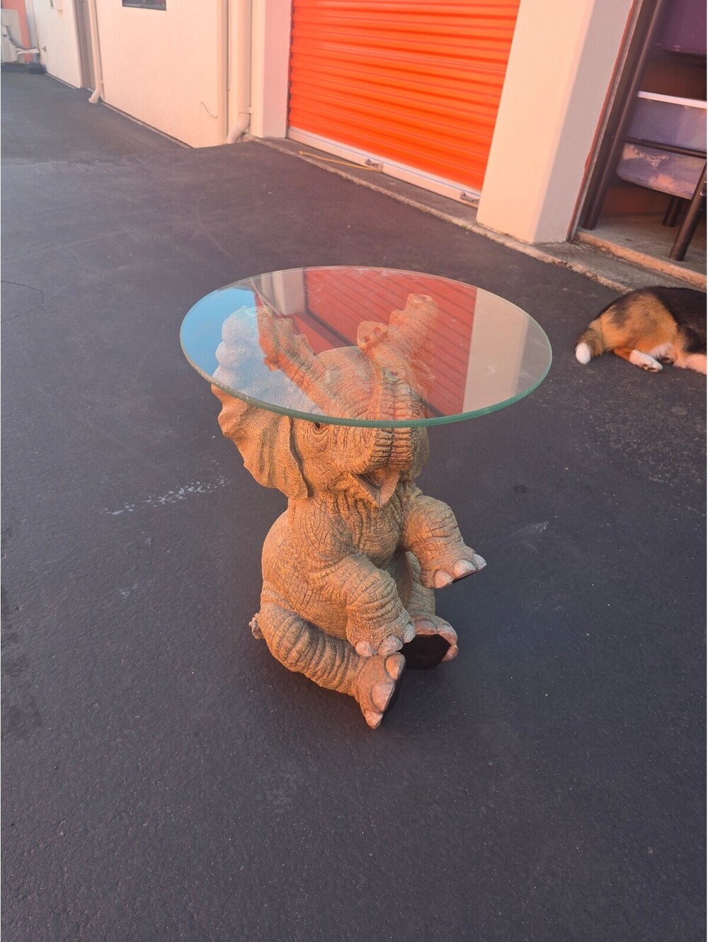 VNTG Resin Elephant Side Table 16" Round Glass Top Accent End Table Style 344659